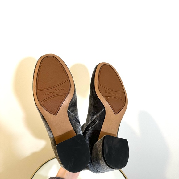 Velvet Boots - Picture 6 of 6